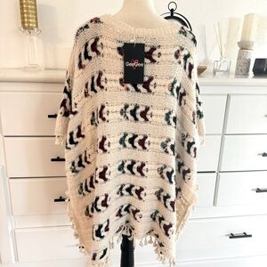 GeeGee Chunky Knit Colorful Tassel Poncho Size Large